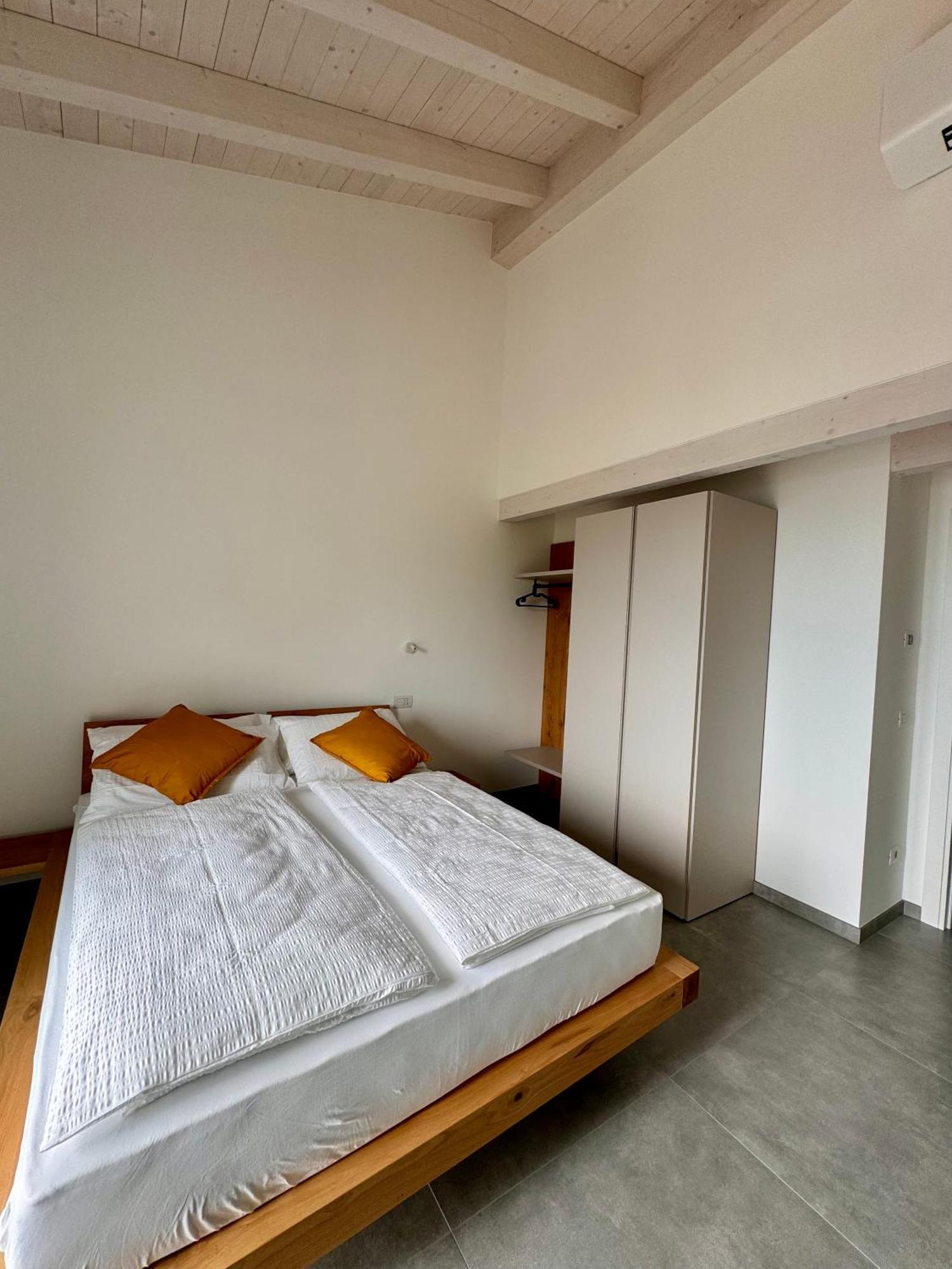 Apartamento Eco Garda Hill Tenno Exterior foto