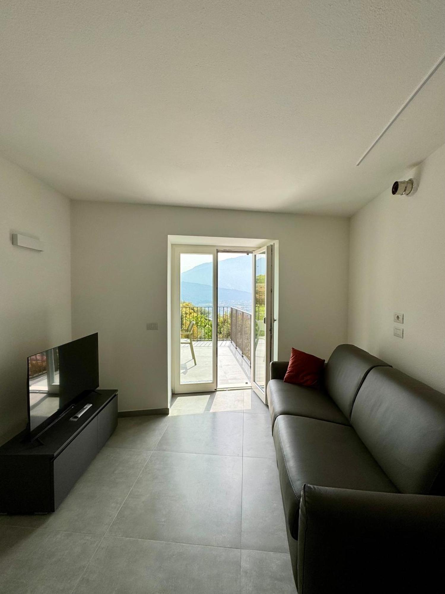 Apartamento Eco Garda Hill Tenno Exterior foto